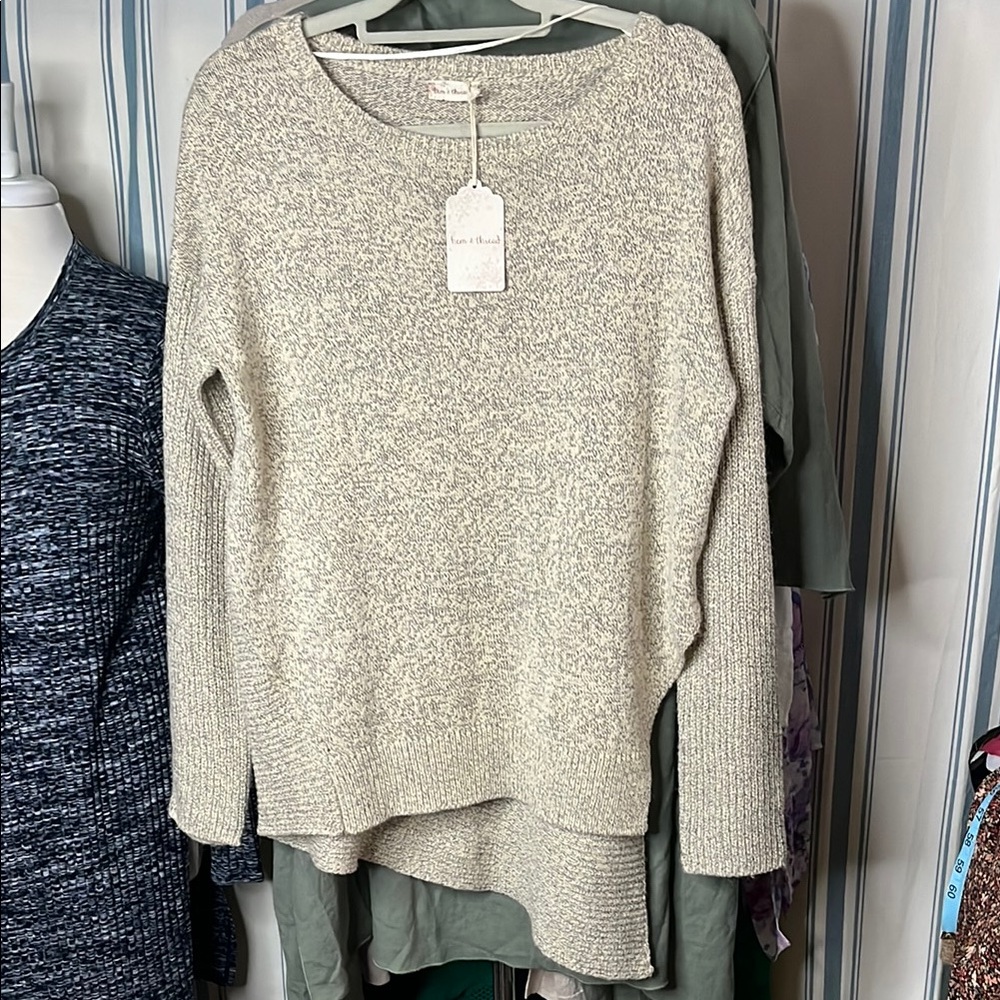 Hem&Thread Cream Crew Neck Sweater w Textured Knit ribbed marled stretchy knit